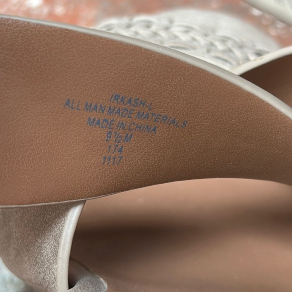 Indigo Rd. Irkash Platform Wedge Sandal Size 9.5 - Picture 8 of 8